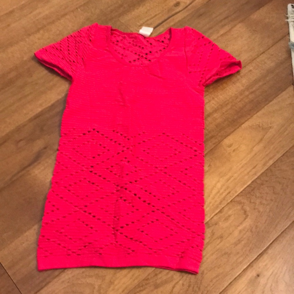Pink tee never worn!